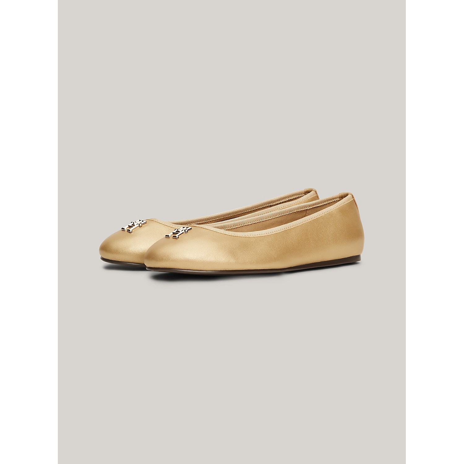 TOMMY HILFIGER TH Logo Luxe Leather Ballerina Flat